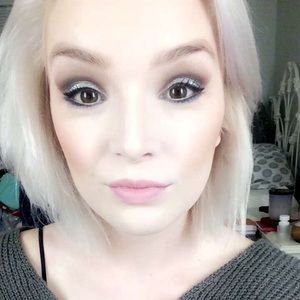 Meet your Posher, Taelor